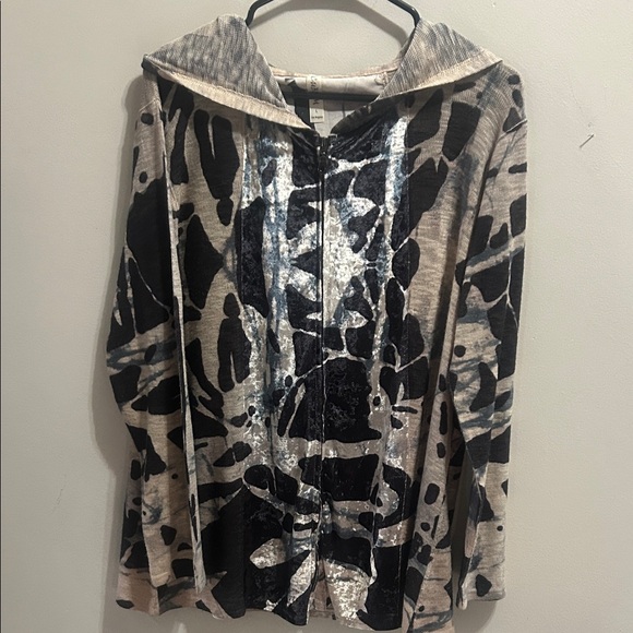 Cubism Jackets & Blazers - Abstract Patterned Women's Jacket with Hood